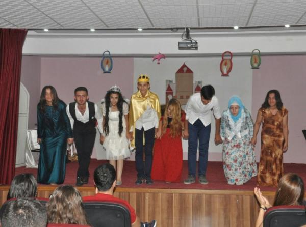 Oulumuz Öğrencilerinden Sene Sonu İngilizce Tiyatro Gösterisi